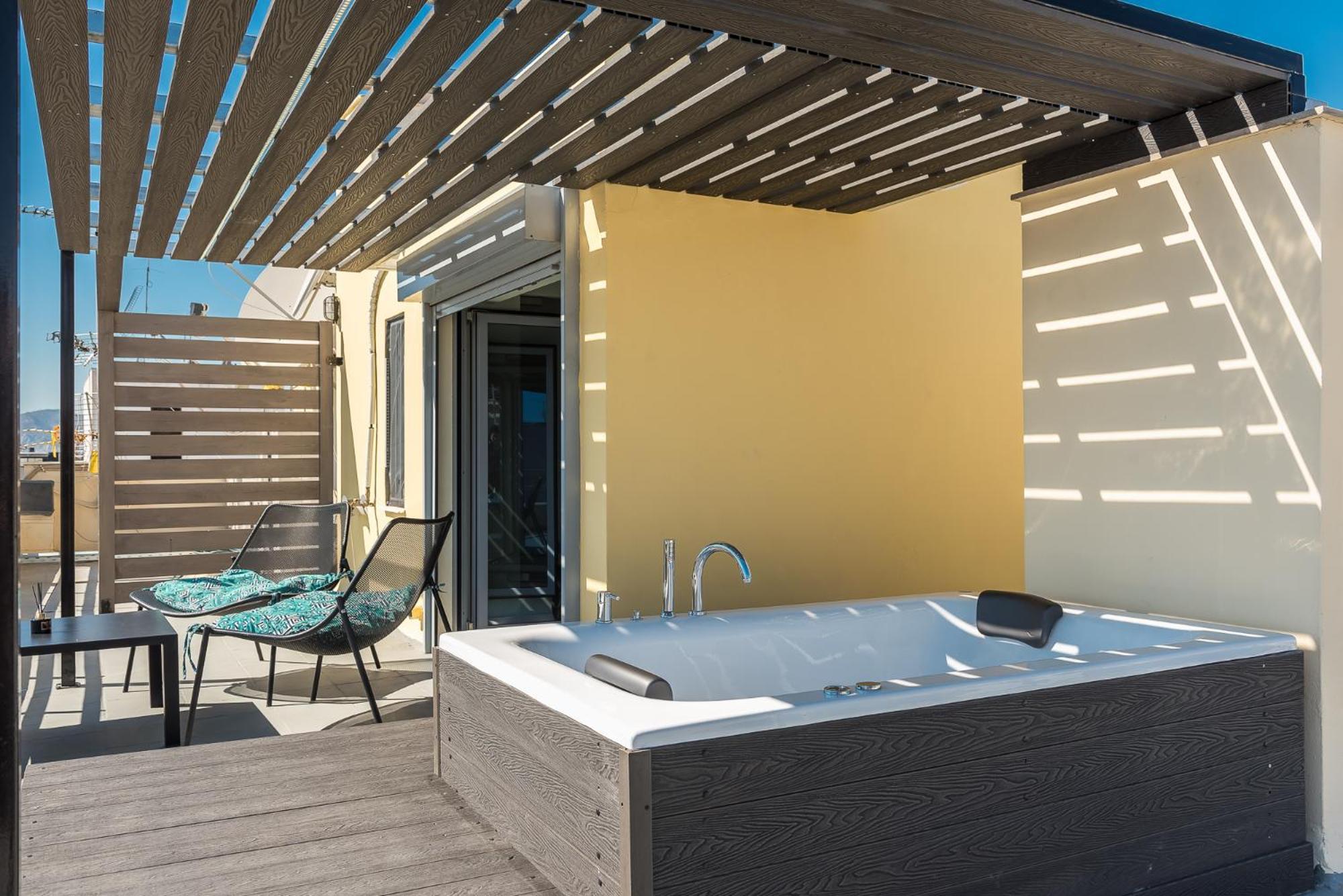 Acropolis View Mini Sky Suite & Hot Tub Афіни Екстер'єр фото